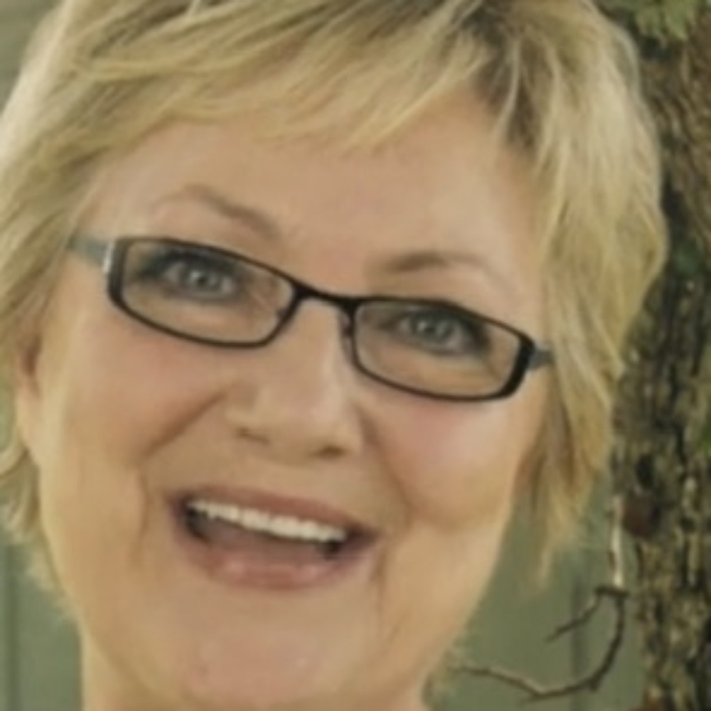 Meet your Posher, Lynda